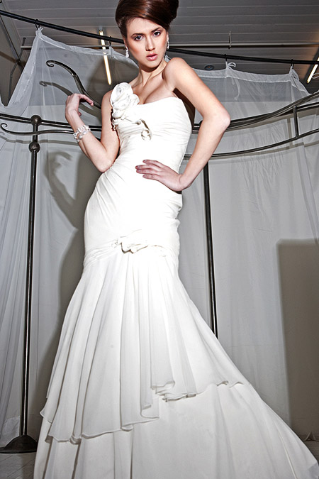 Mariana Hardwick's Austin Wedding Dress