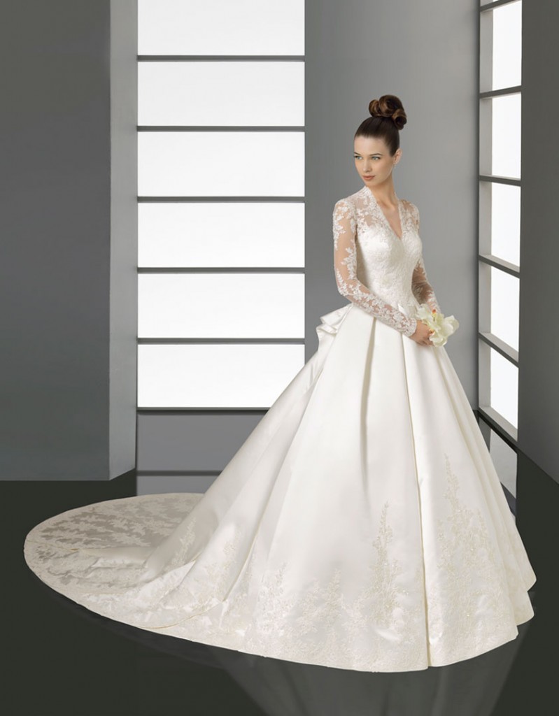 Lace Sleeves Satin Wedding Dress by Aire Barcelona 2012 - Kate