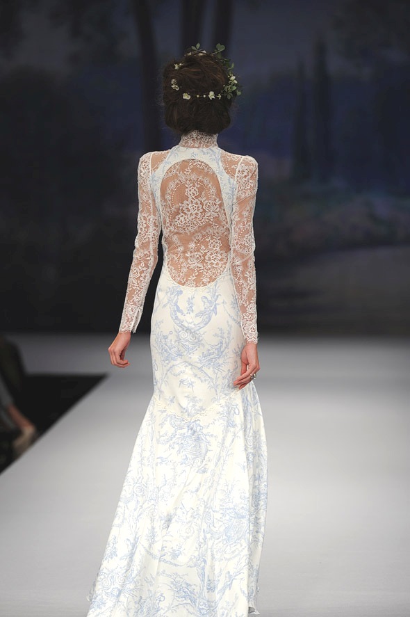 CLAIRE PETTIBONE 2012 Bridal Gown Toile Francais Back Detail
