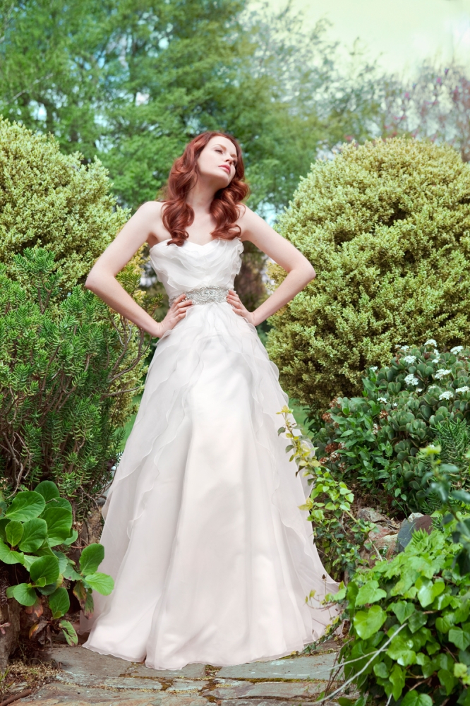 Karen Willis Holmes Wedding Dress - Alyssa