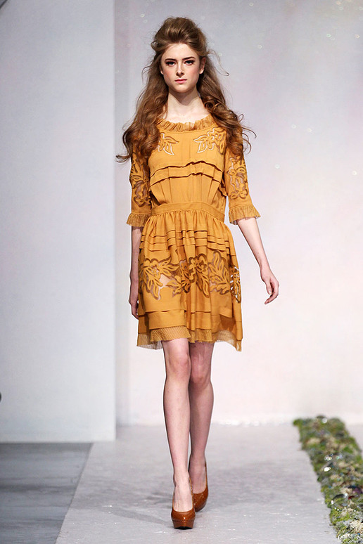 LUISA BECCARIA FALL 2012 RTW Mustard Dress