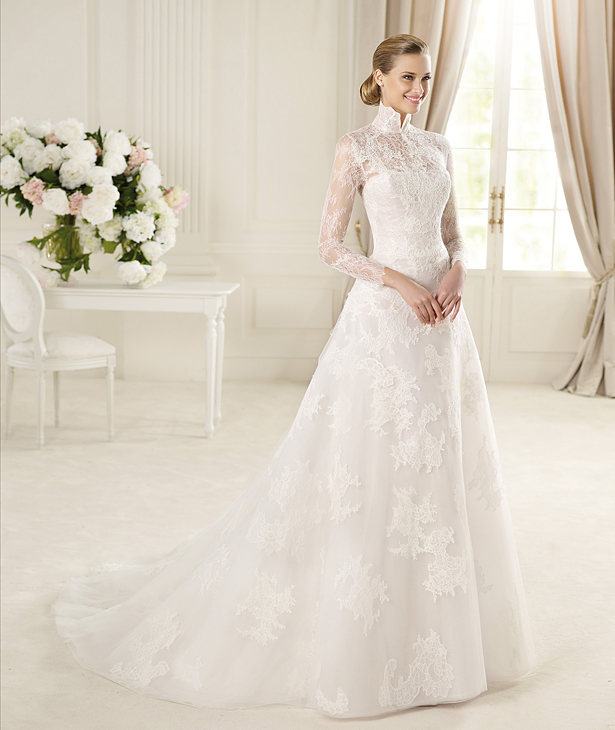 Manuel Mota 2013 Lace Long Sleeved Bridal Dress GABON