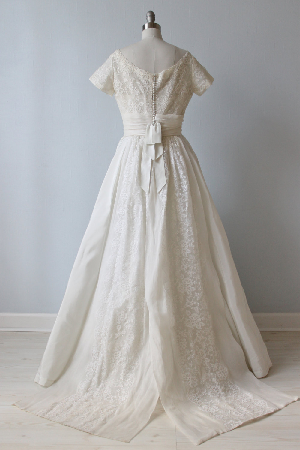 Vintage 1950s Priscilla of Boston Wedding Dress