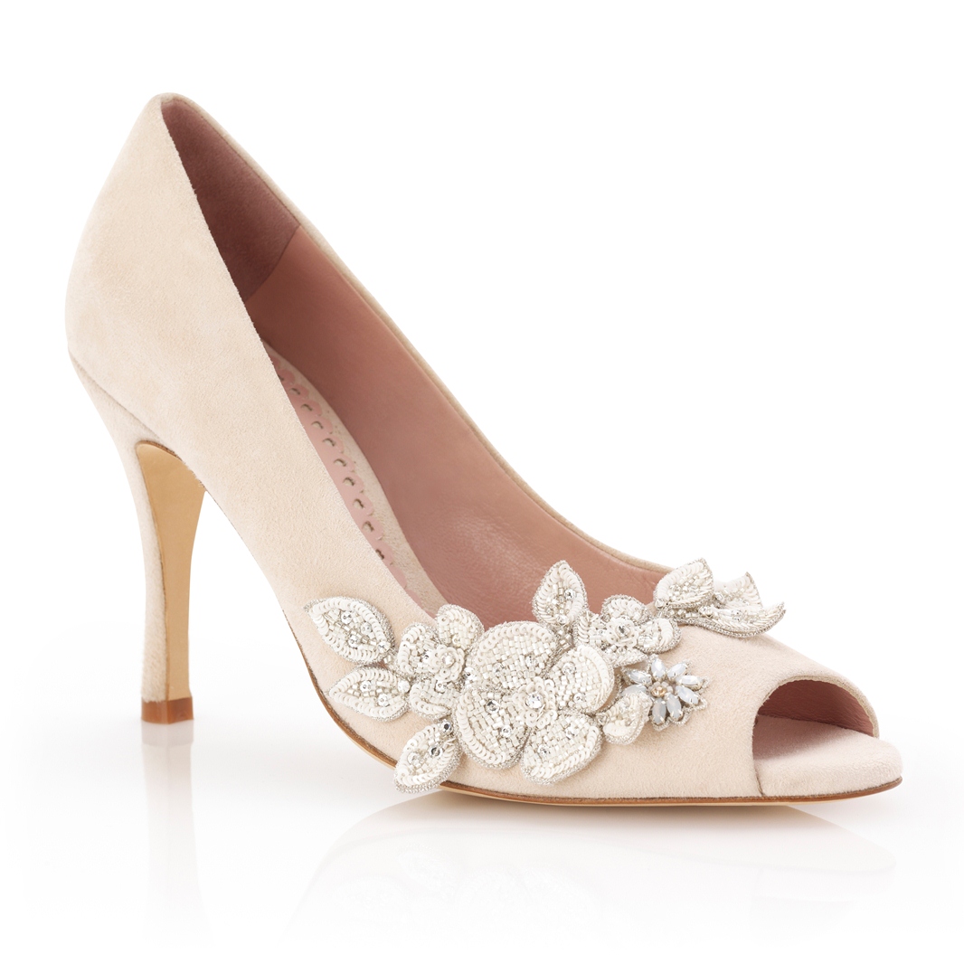 Lucy Vintage flower from the Celeste Collection by Emmy Shoes