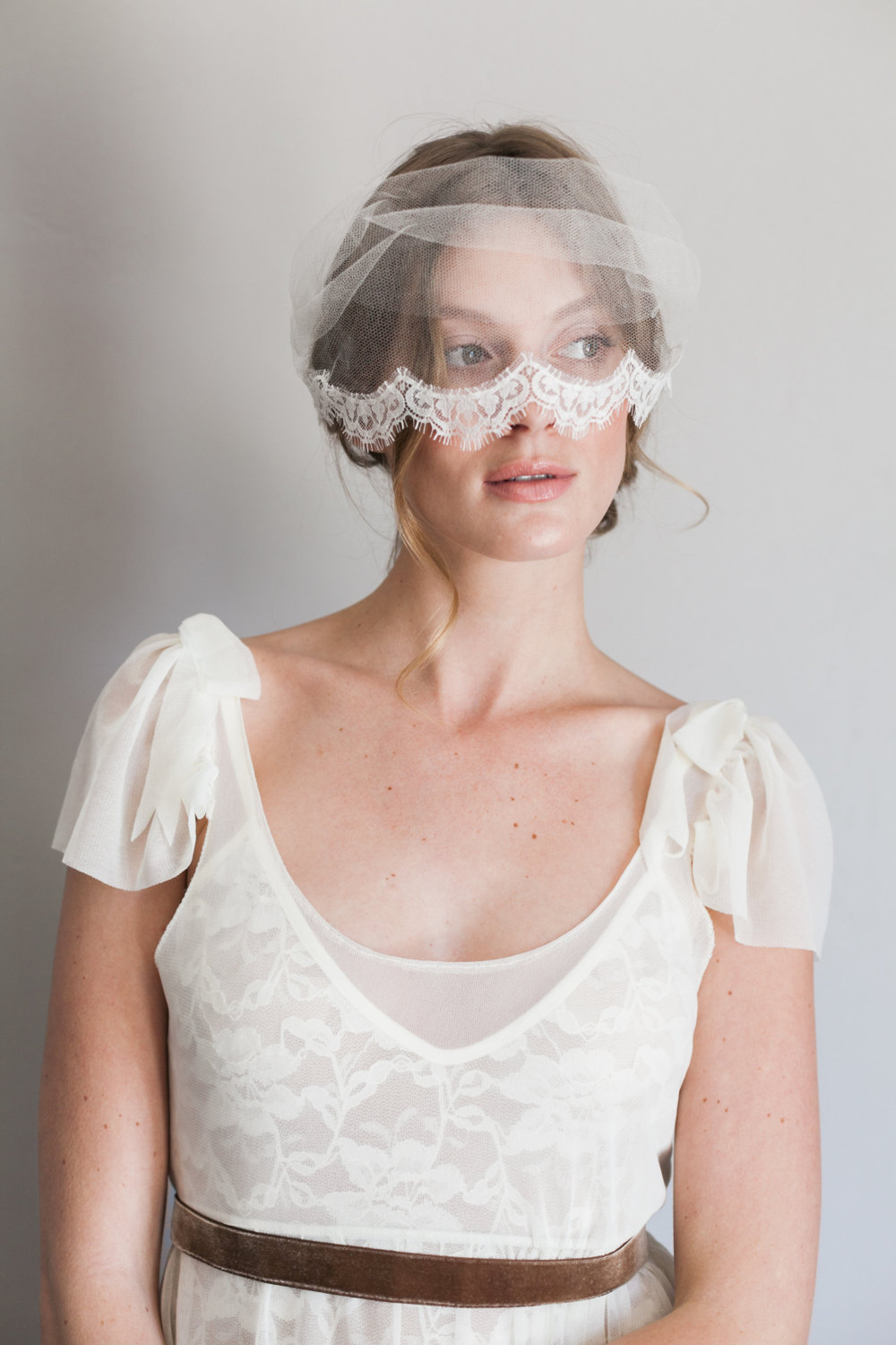 Vintage veils from Mignonne Handmade - Lace Edged Veil