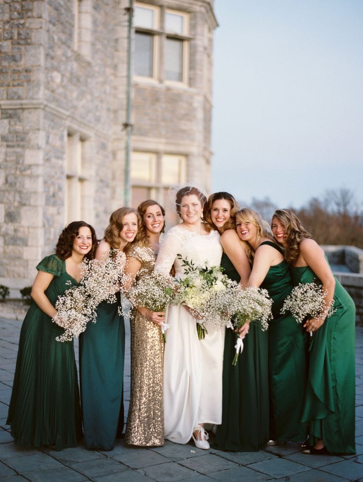 5 Colours Perfect for Autumn Bridesmaids - Emerald Green