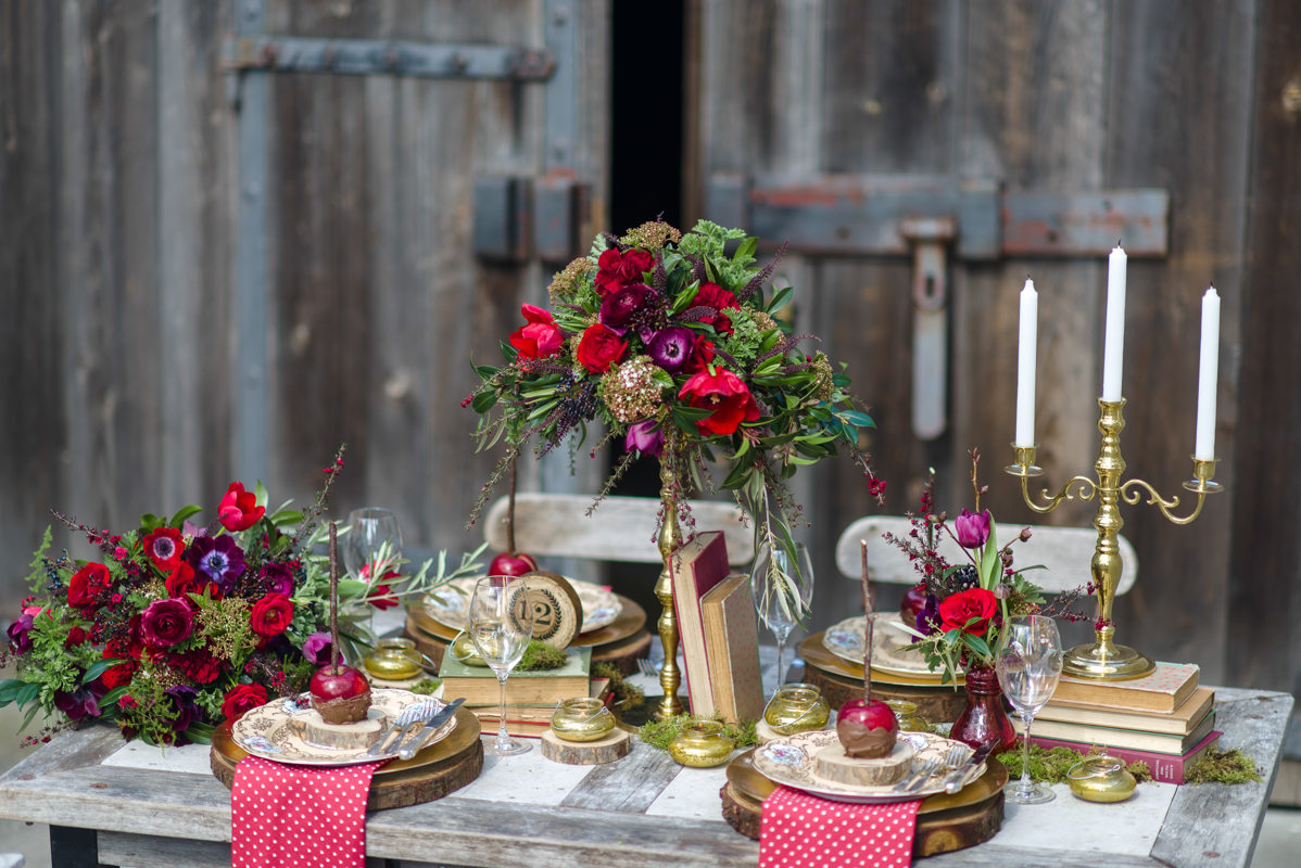 An Autumn Red Tablescape
