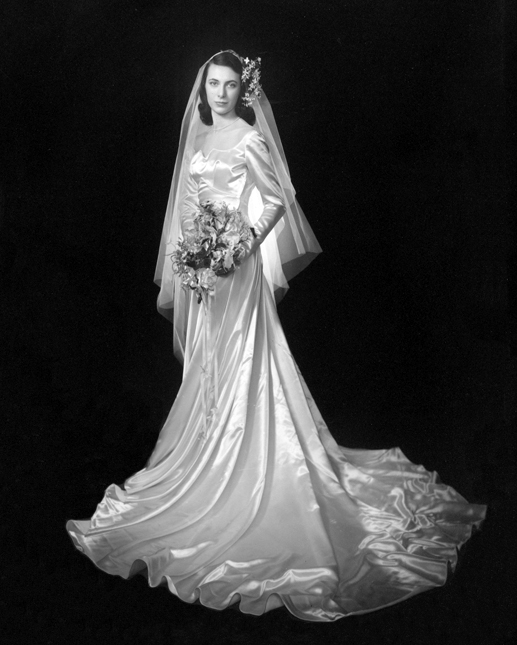 Chic Vintage 1940s Bride Carolyn Dubrin 