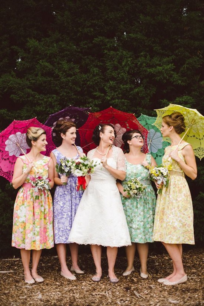 10 Unique & Creative Bridesmaid Bouquet Alternatives - Parasols