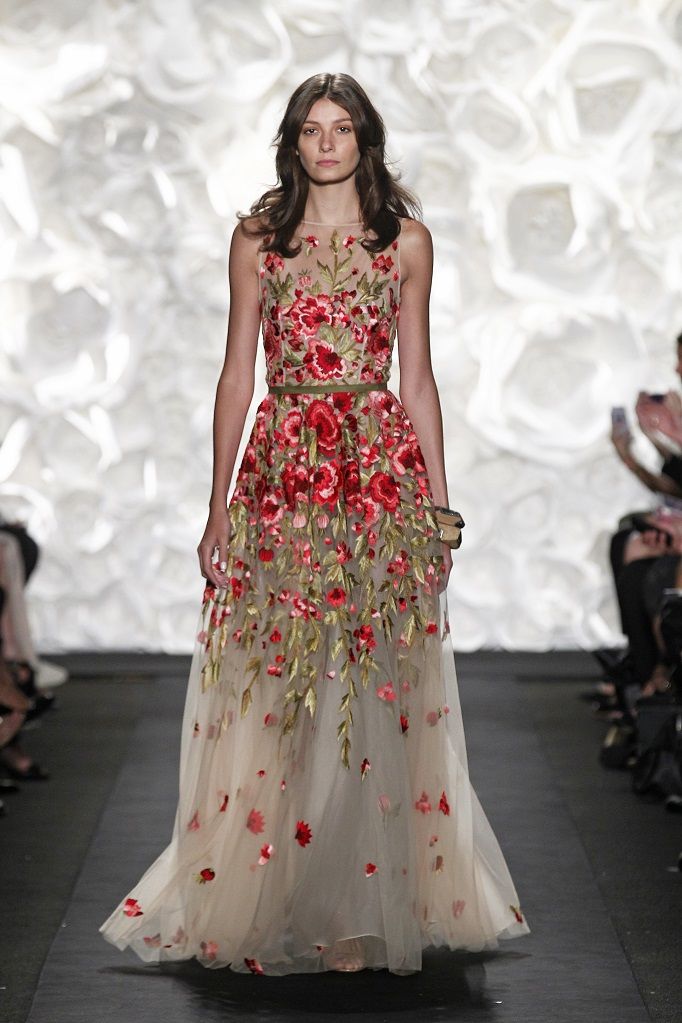 20 Floral Wedding Dresses That Will Take Your Breath Away - Naeem Khan Spring 2015
