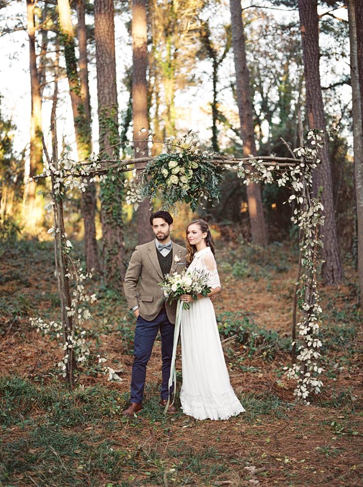 An Elegant Woodland Wedding Inspiration Shoot - Vintage Arbor