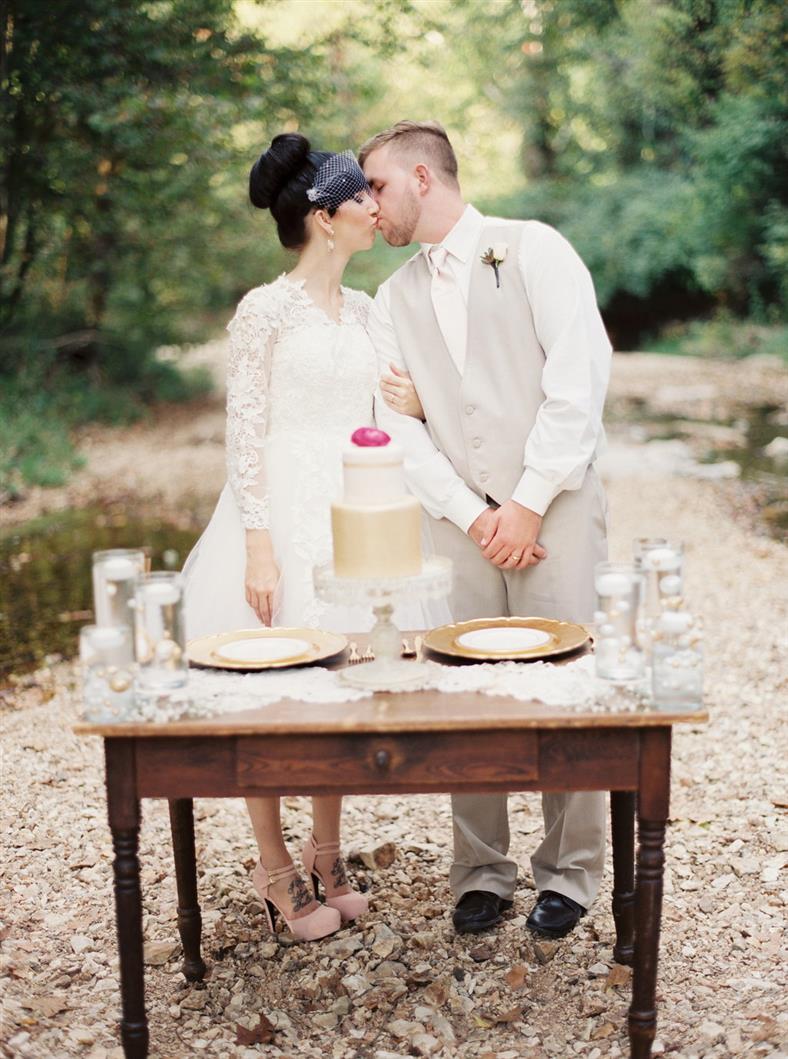 Sweetheart Table - A Stylish Modern-Vintage Blush & Gold Wedding Inspiration Shoot
