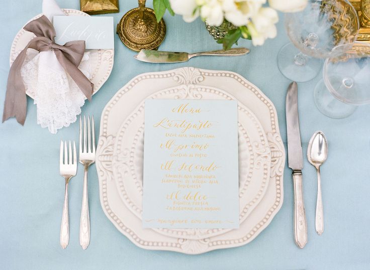 Stunning Spring Wedding Tablescape in Blue & Gold