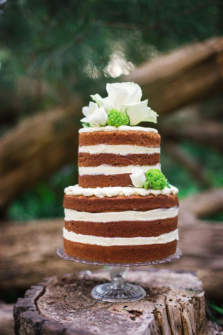 5 Beautiful Spring Wedding Cake Ideas - Naked