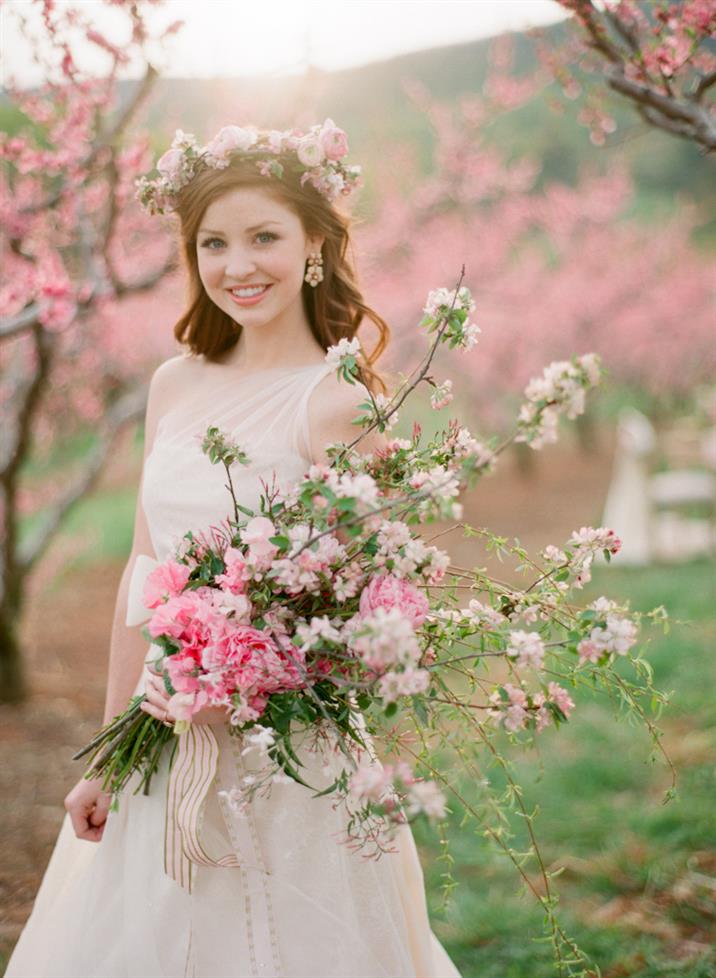 5 Lush Spring Wedding Bouquets - Blossom Pink