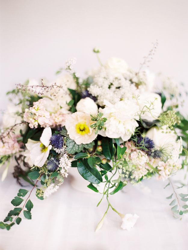 5 Spring Wedding Must Haves - Lush Florals