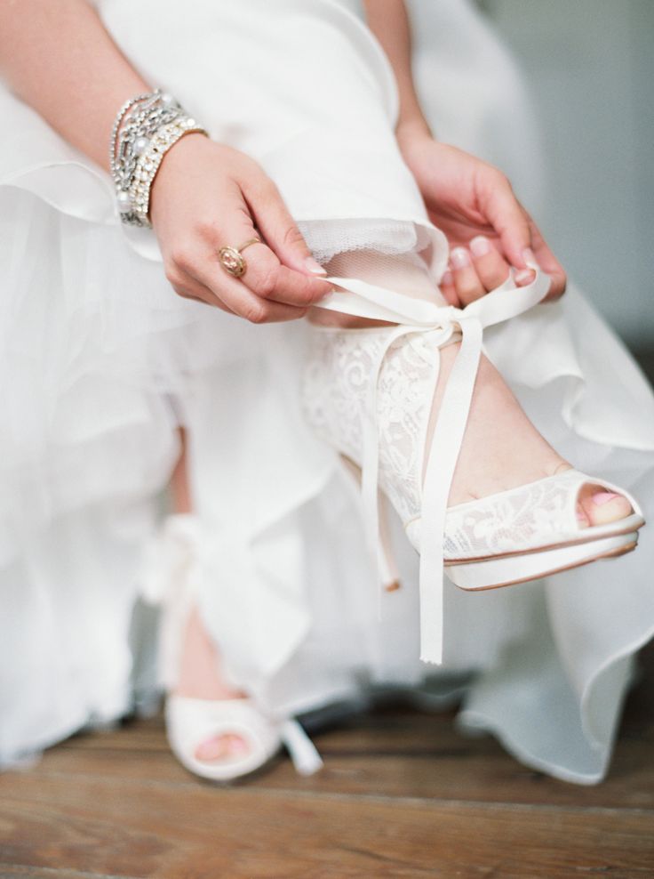 The Most Perfect Bridal Shoes for a Vintage Bride from BHLDN