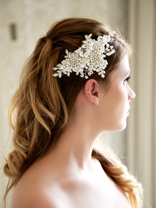 5 Perfect Hair Accessories for a Vintage Bride - Comb by Gilded Shadows
