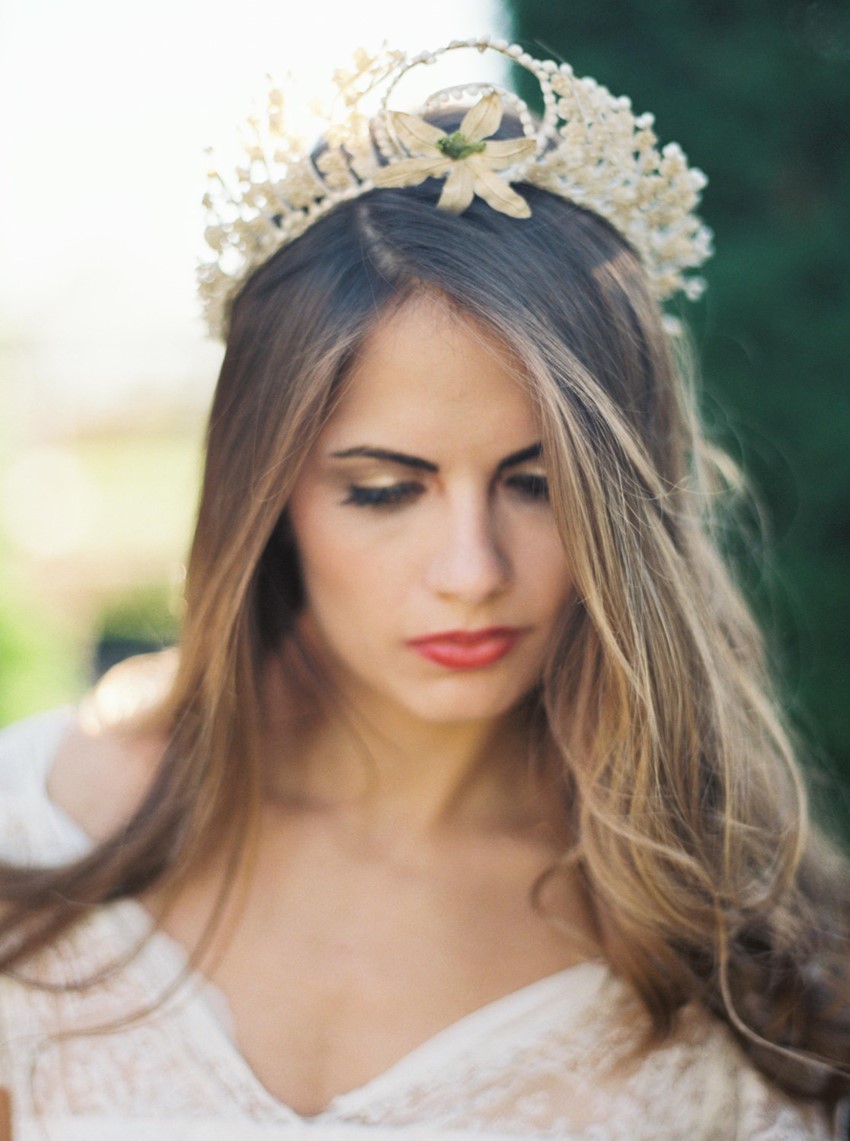 5 Perfect Hair Accessories for a Vintage Bride - Wax Flower Crowns