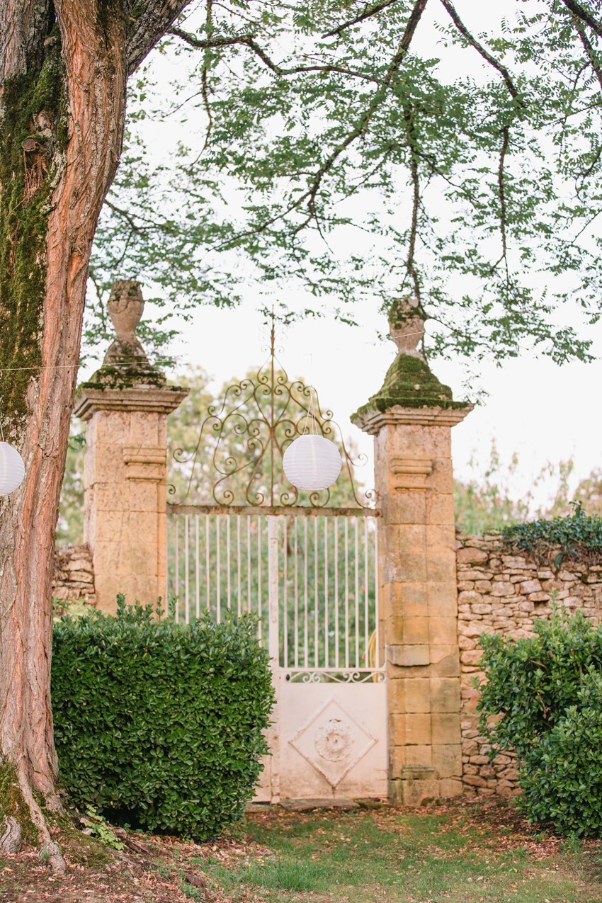 A Heavenly Destination Wedding at a Chateau in the Dordogne