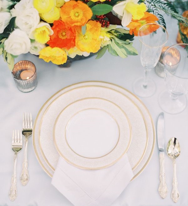 Elegant Summer Wedding Place Settings and Tablescapes