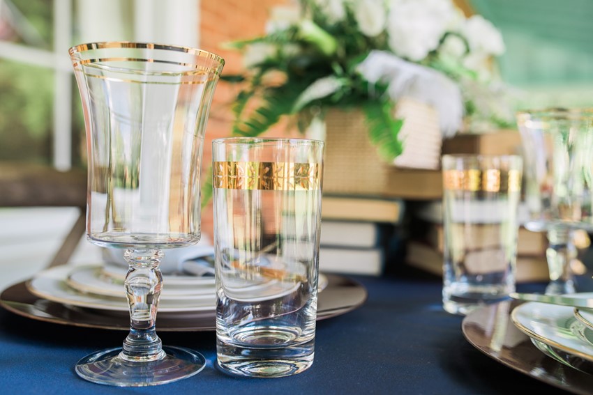 Art Deco Wedding Tablescape - Stylish Jazz Age Wedding inspiration Full of Decadence