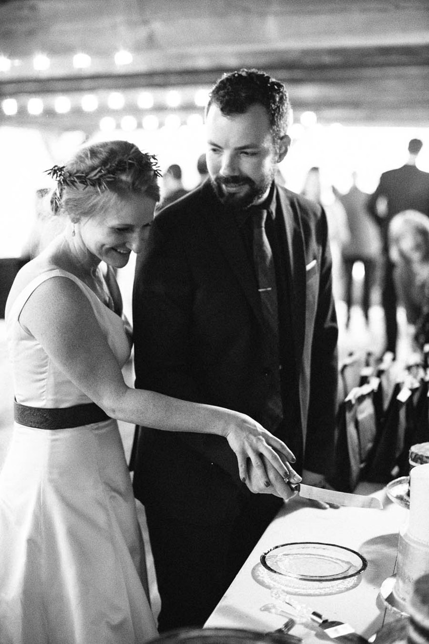 Cutting the Cake - A Vintage Americana Wedding