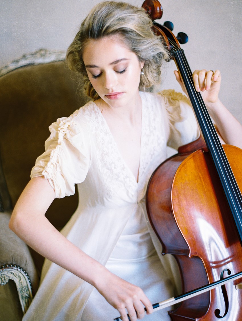 Bride & Vintage Cello