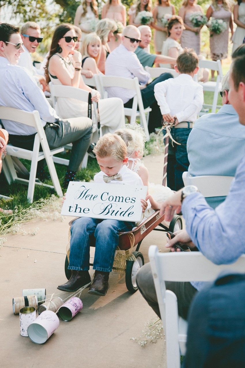 Here Comes the Bride Sign // Photography Onelove Photography