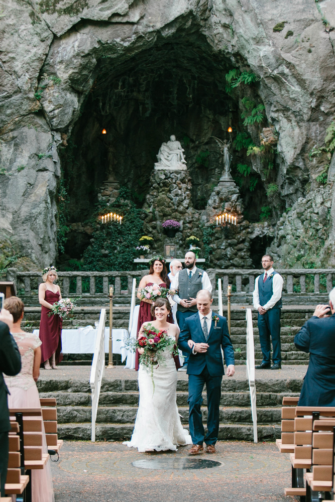 The Grotto, Portland Wedding // Photography ~ Maria Lamb
