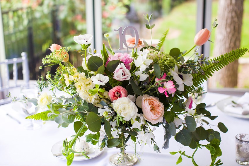 Floral Wedding Centrepiece // Photography ~ Mike Reed Photo