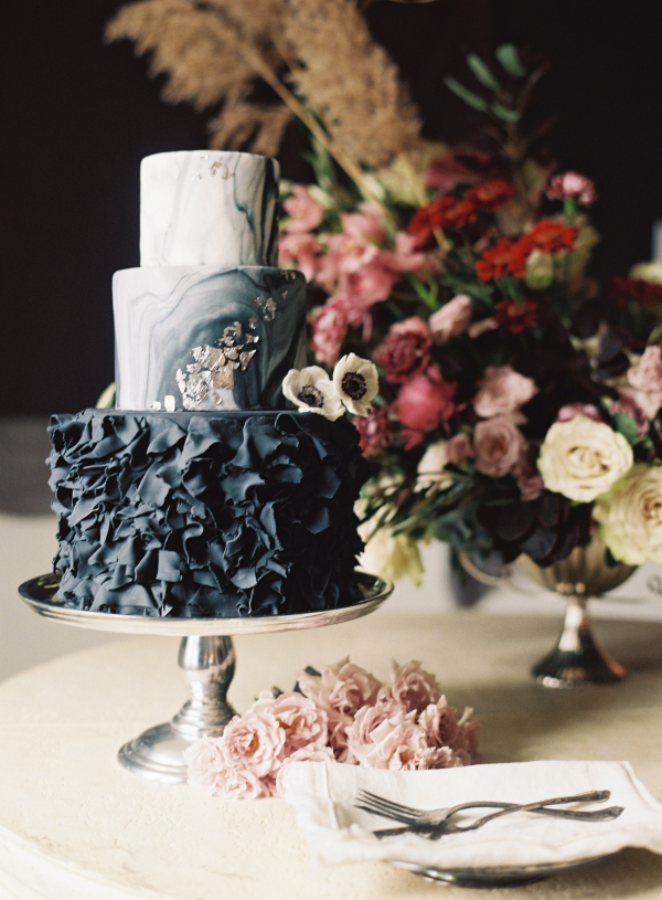 Watercolour Black Wedding Cake