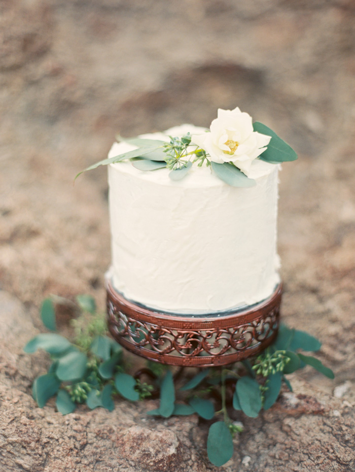 Single Tier White & Green Wedding Cake