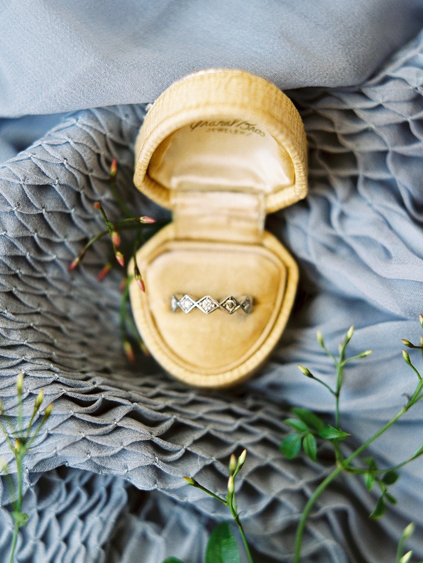 Vintage Wedding Ring in a Velvet Ring Box \\ Photography - Charla Storey