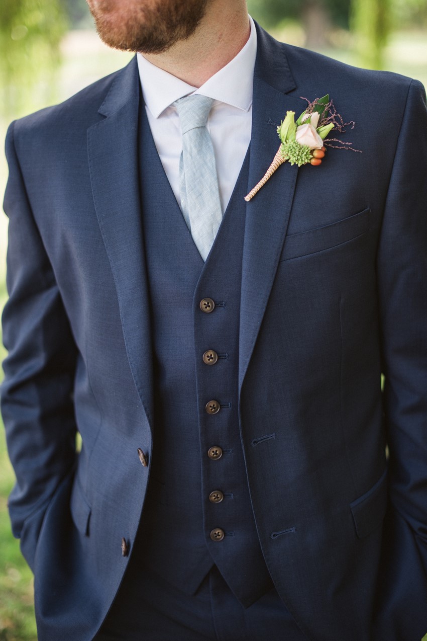 3 Piece Navy Groom's Suit // Photography ~ Meredith Lord Photography