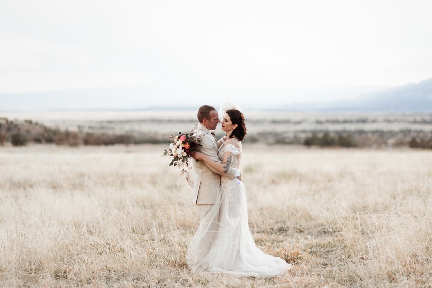 Desert Wedding Photos// Photography ~ Elizabeth Wells Photography