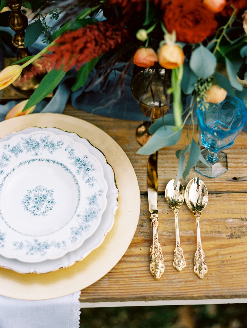 Winter Wedding Place Setting in Blue & Gold