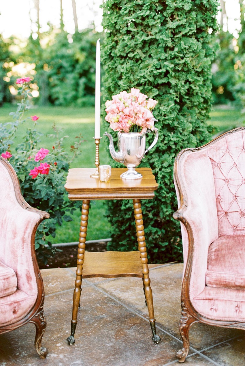 Garden Wedding Reception Lounge Vintage Decor