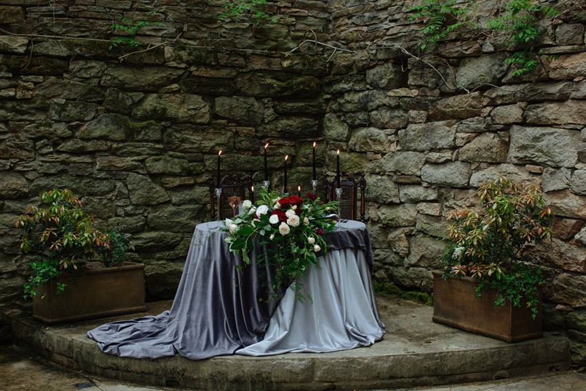 Romantic Gothic Sweetheart Wedding Table