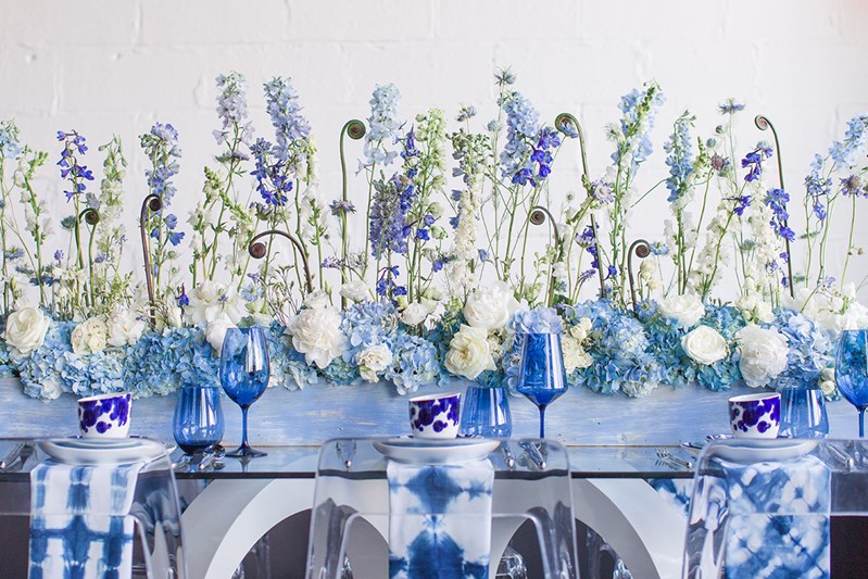 Elegant Blue Tablescape