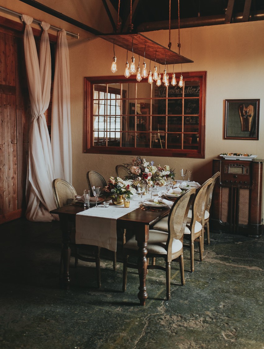 Romantic Rustic Vintage Wedding Table