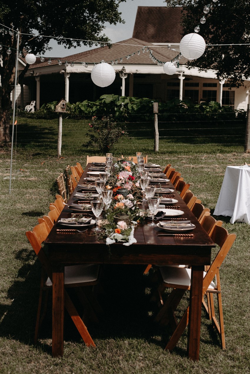 Outdoor Garden Wedding Table