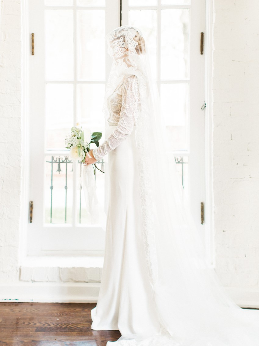 Ethereal Art Deco Inspired Bride