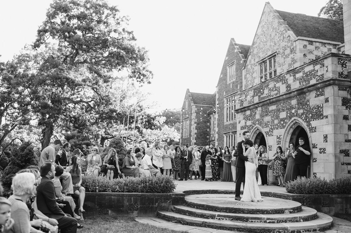 Outdoor Vintage Wedding First Dance