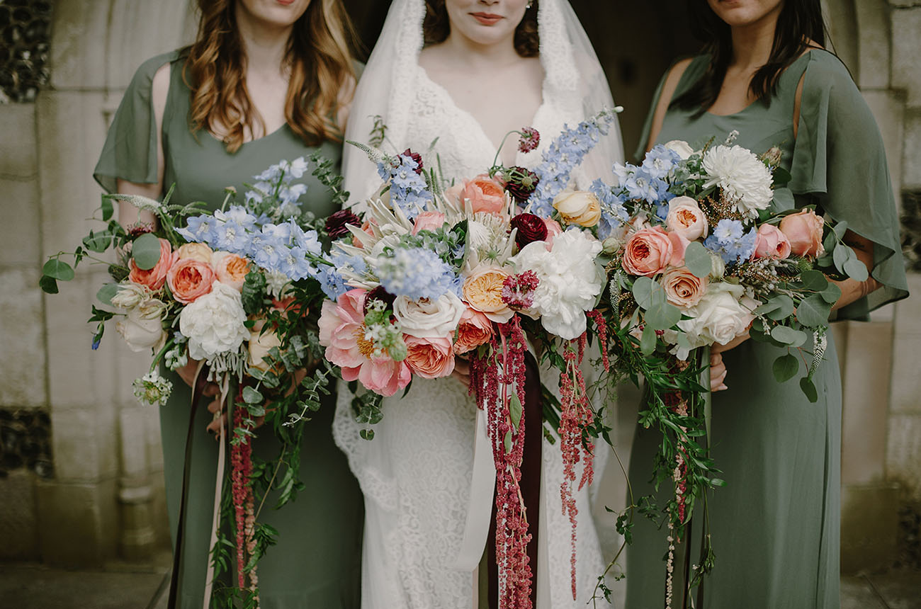 Vintage Bride & Bridesmaids Bouquets