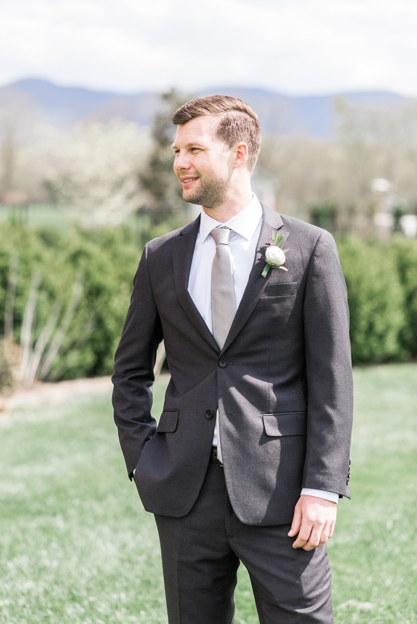 Groom in Charcoal Modern Suit