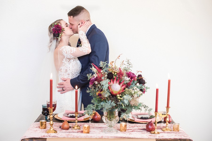 Fuchsia Floral Wedding Table