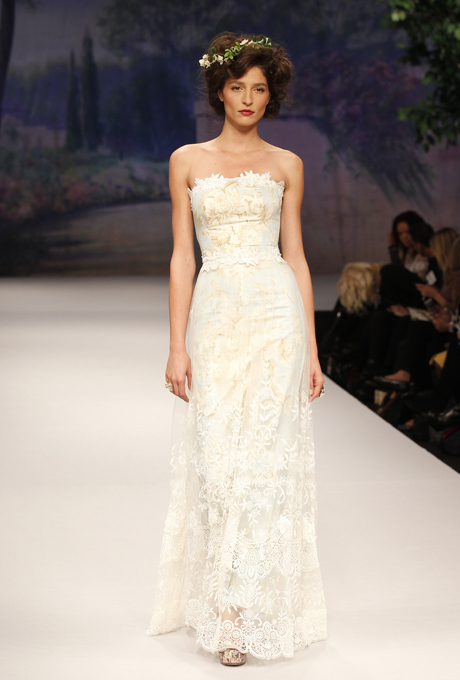 Lace strapless gown from CLAIRE PETTIBONE Pirhouette