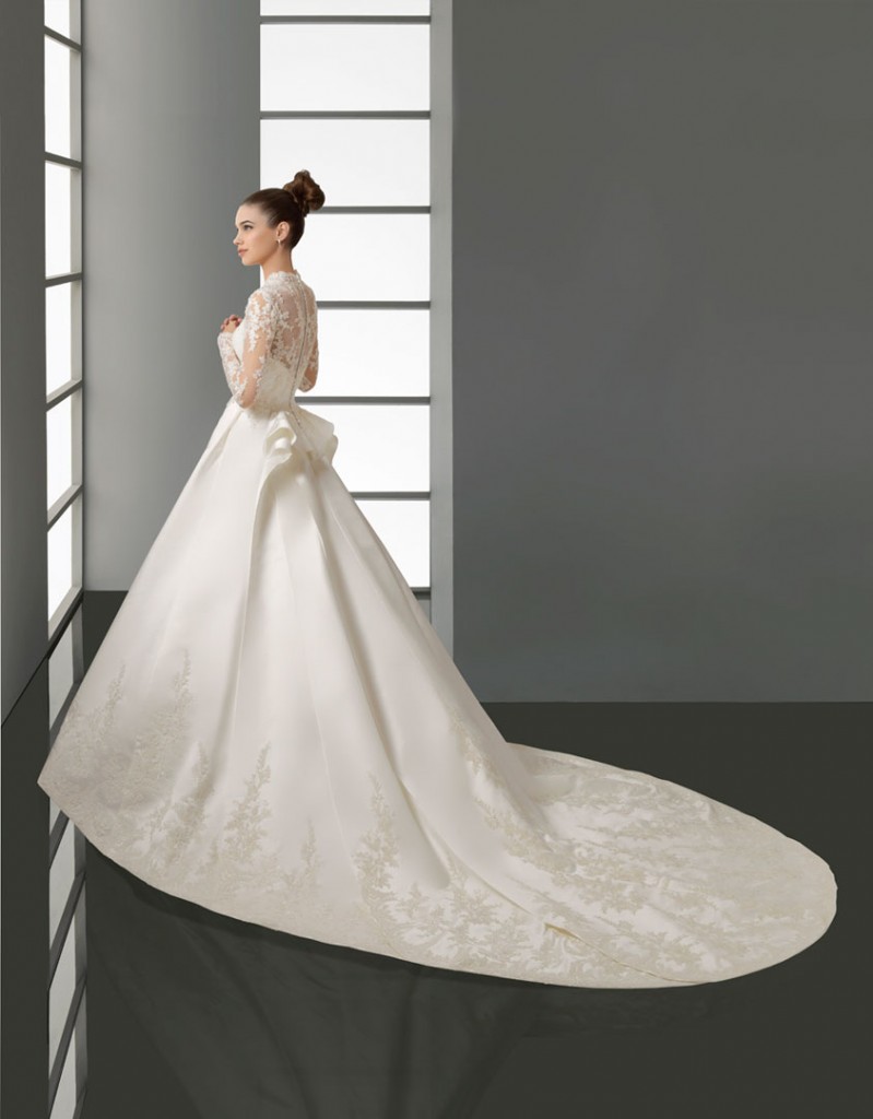 Lace Sleeves Satin Wedding Dress by Aire Barcelona 2012 - Kate Back