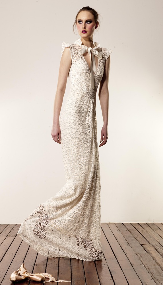 Bow Lace Gown from Anaessia